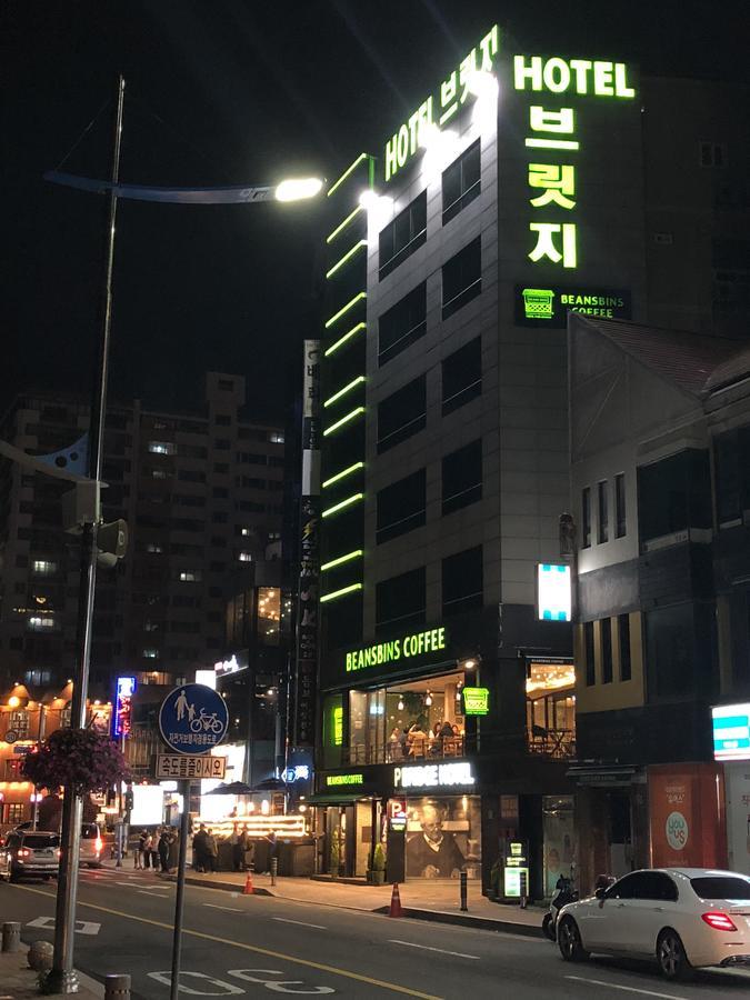 Bridge Hotel Busan Esterno foto