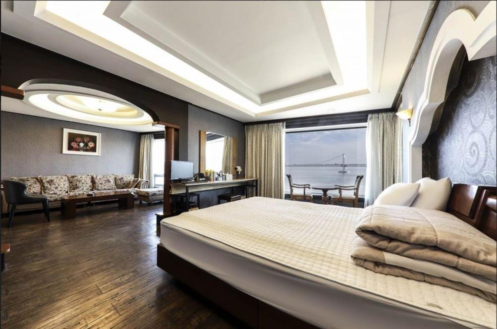Bridge Hotel Busan Esterno foto