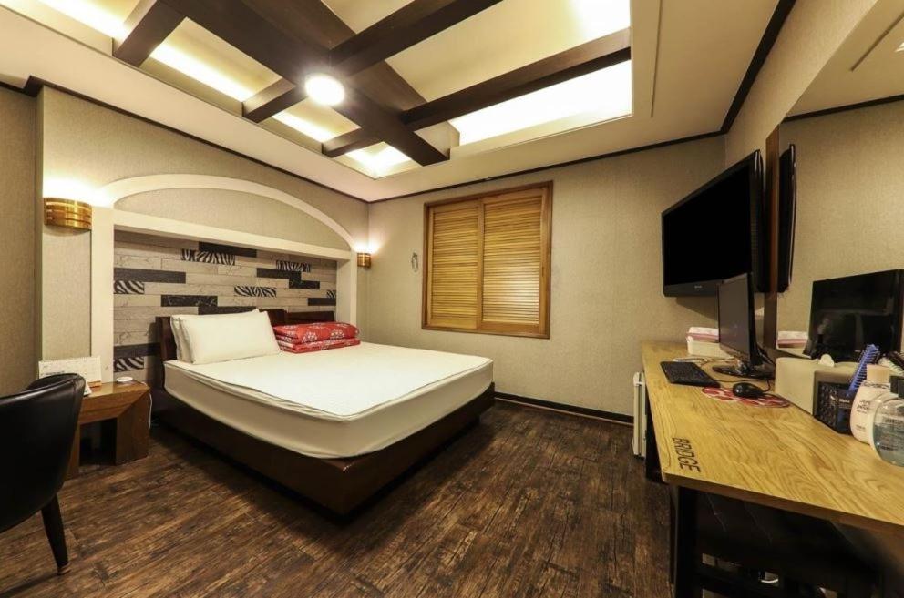 Bridge Hotel Busan Esterno foto